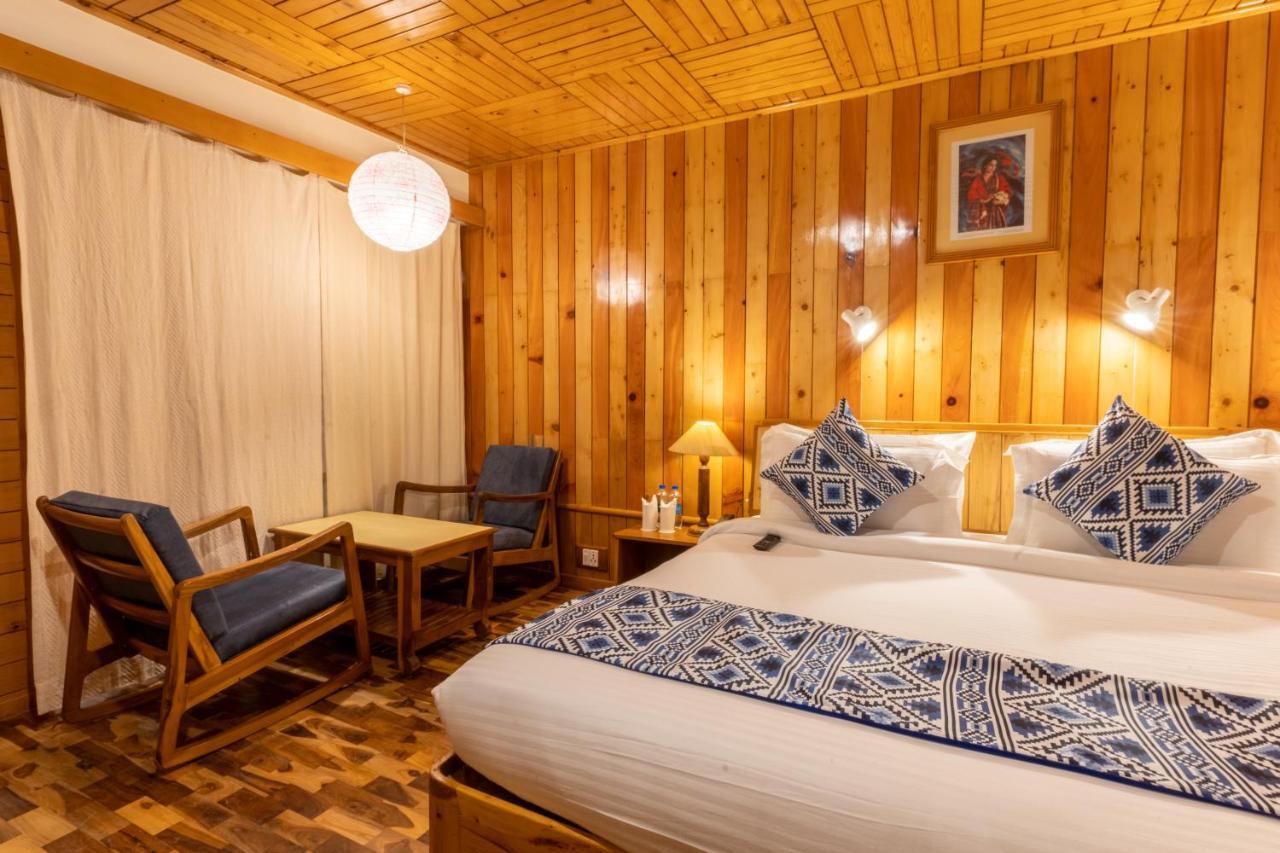 Hotel Negi'S Mayflower A Heritage Since 1965 Manāli Zewnętrze zdjęcie